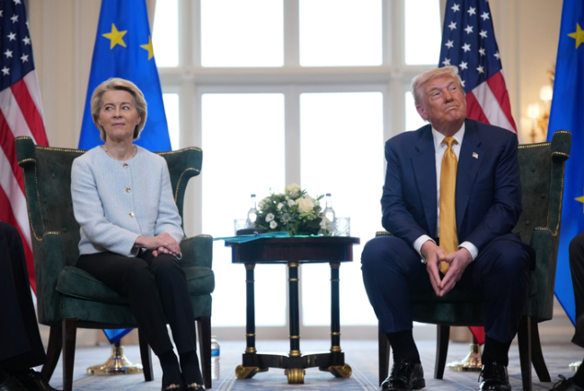 特朗普与欧洲展开骂战