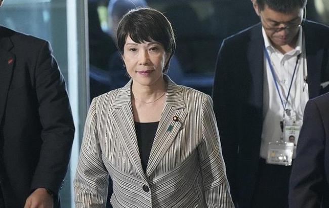 评论员：高市搞事日本经济出事是必然