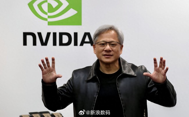 黄仁勋称华为是中国最强大科技公司