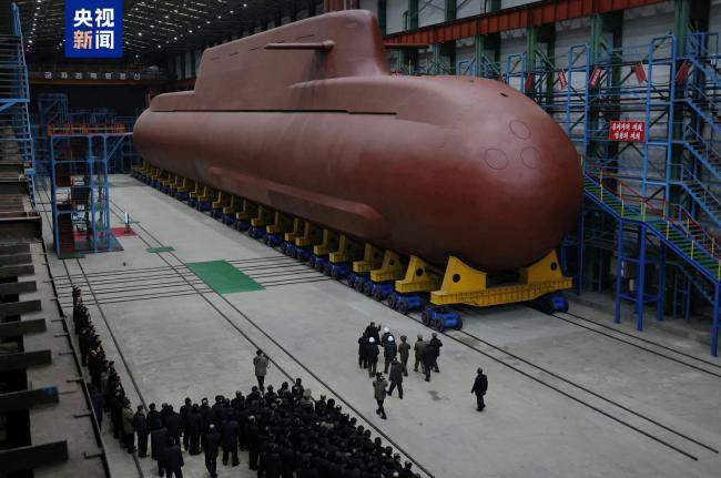金正恩指导核动力战略导弹潜艇建造工作