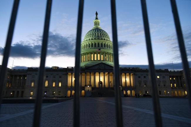 美国民主党人痛批政府