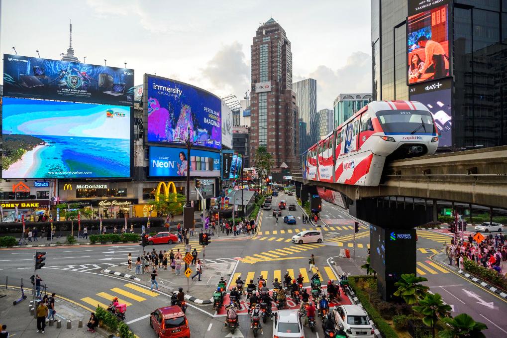 马来西亚计划禁止16岁以下人群使用社交媒体