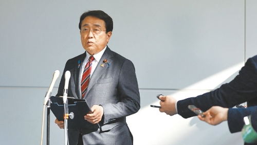 ▲日本经济再生大臣赤泽亮正赴美谈判关税,18日返回日本。(路透) ▲日本经济再生大臣赤泽亮正赴美谈判关税,18日返回日本。(路透)