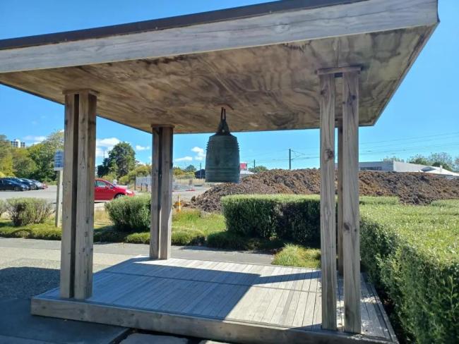 新西兰1吨重纯铜大钟被偷