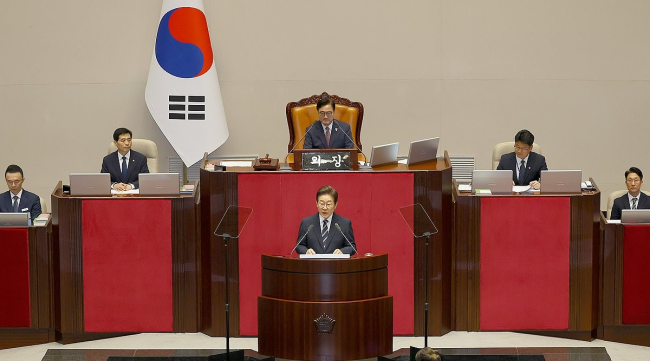 韩国总统李在明就任后首次发表施政演说
