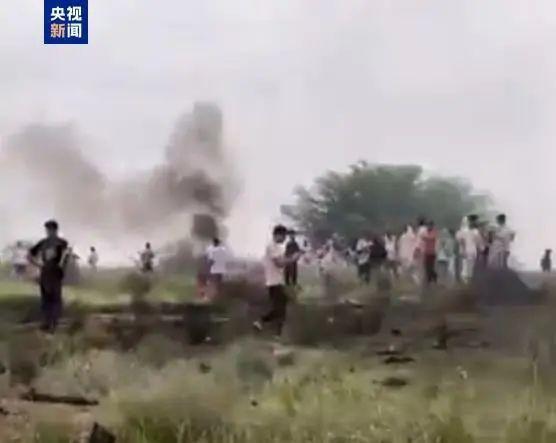 印度空军“美洲虎”战机坠毁致2死 今年第三起同类事故
