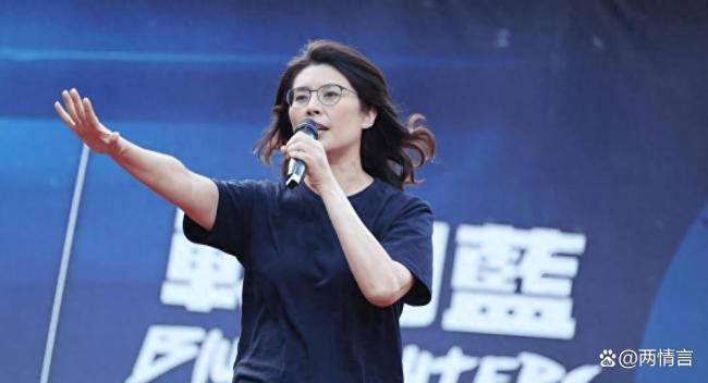 郑丽文称要让台湾人自豪说我是中国人