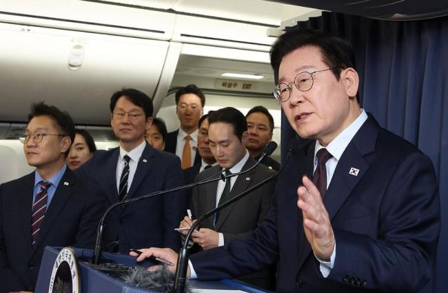 韩国总统：必须耐心持续推动重启韩朝对话