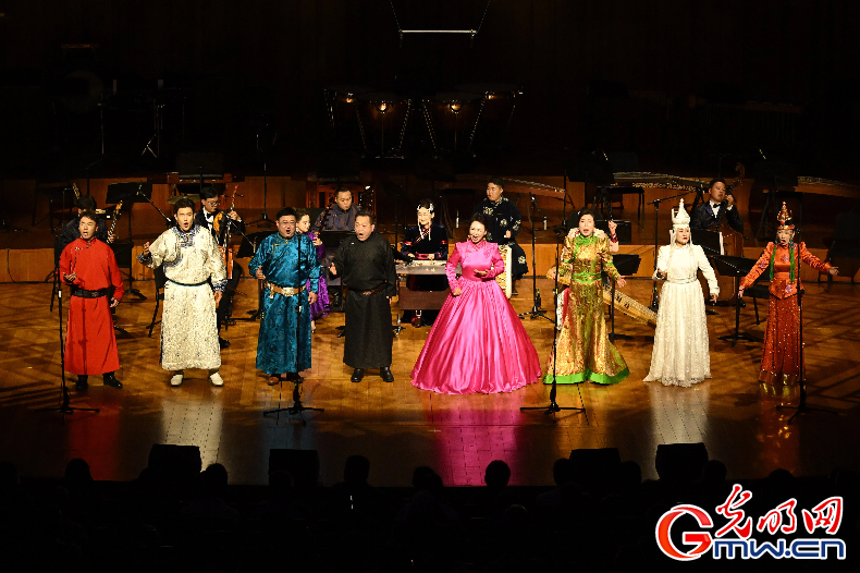 第十八届“春华秋实”全国艺术高校精品展演拉开帷幕