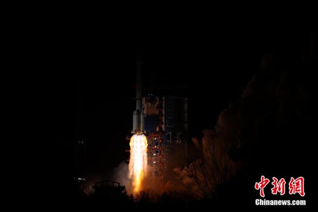 我国成功发射通信技术试验卫星十五号