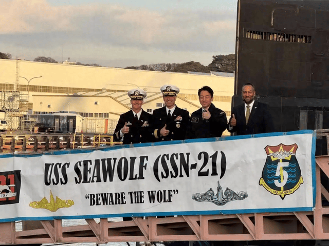 侠客岛：日本政府有明确改变国策意图