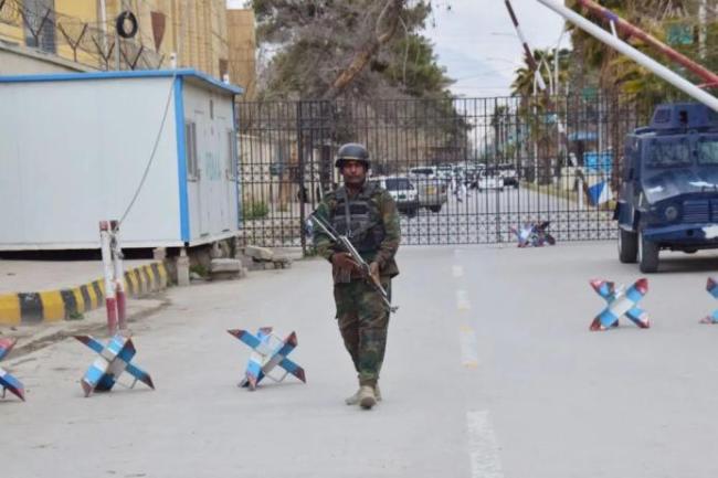 巴军方出动重炮和坦克轰击阿边境