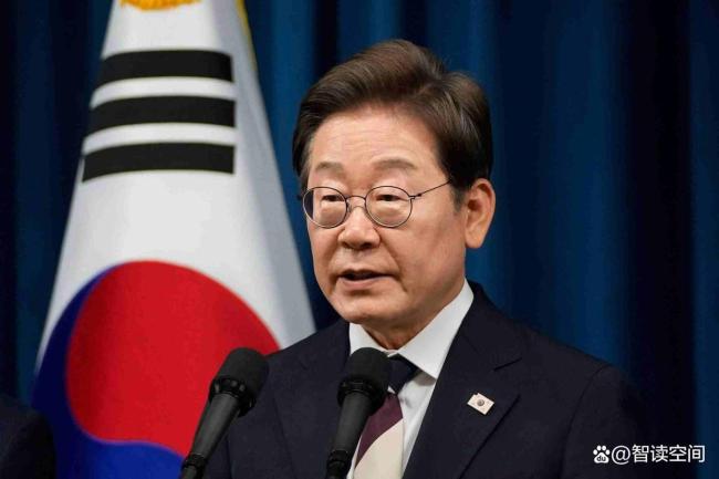 高市早苗，“昏招连出”