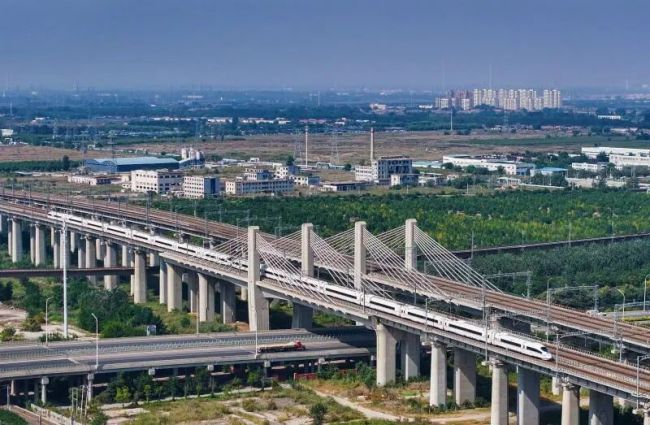 中国铁路北京局10月11日起实行第四季度运行图