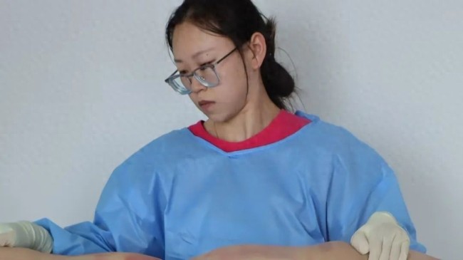 女法医变身健身达人