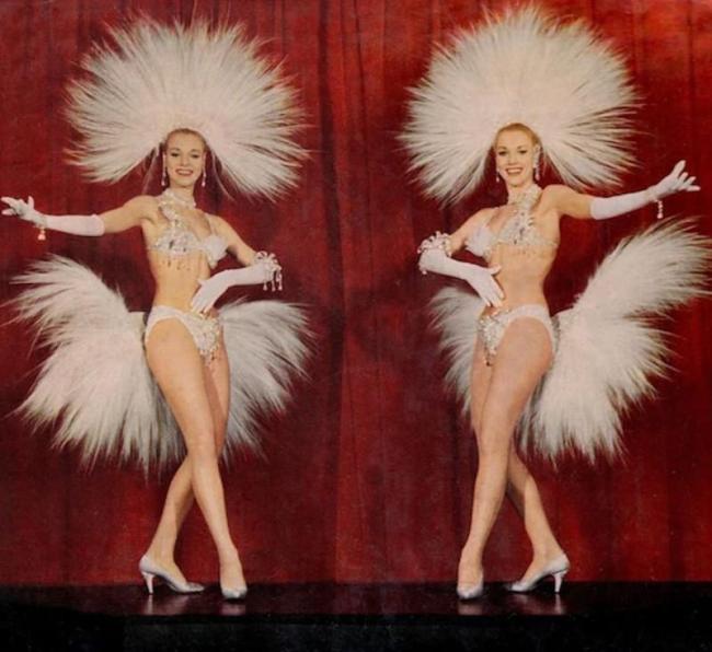 德国双胞胎姐妹同日离世