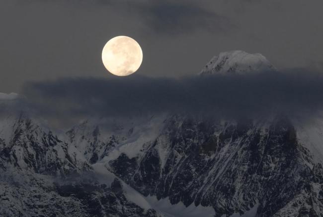 就在今晚，年度最大“超级月亮