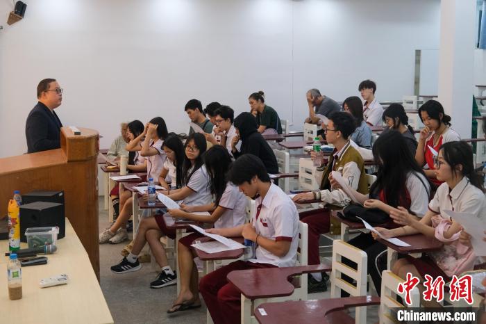 缅甸震区直击:曼德勒华校的一场特殊考试