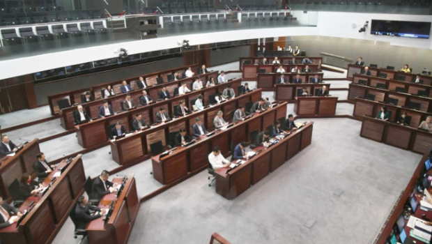 立法会内会同意成立小组委员会审议附例
