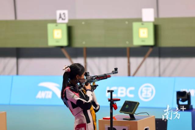 南方+ 姚志豪 拍摄